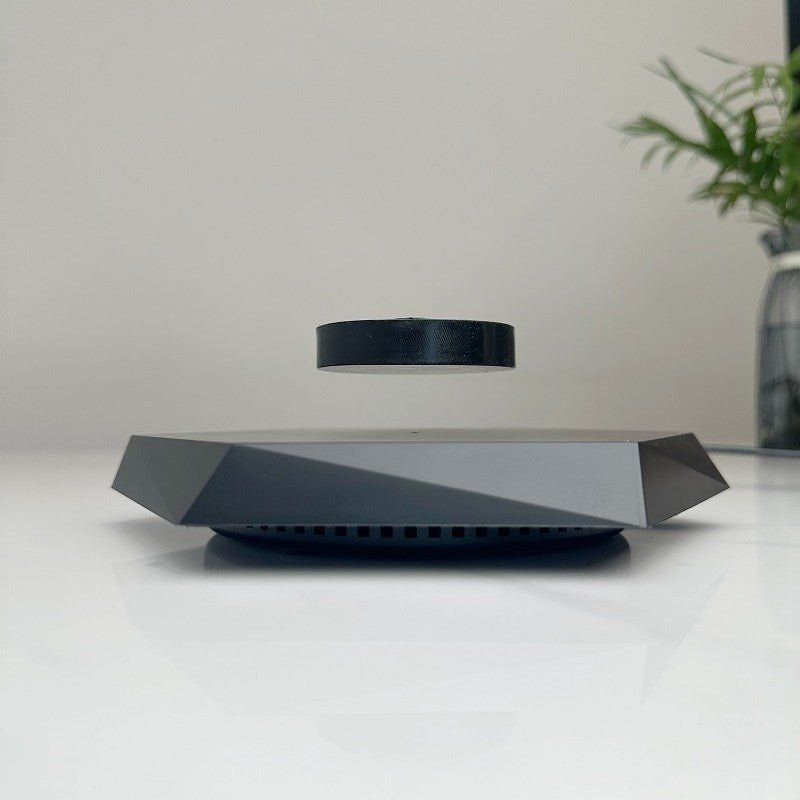 Magnetic Levitation Display Stand - Nyxroom